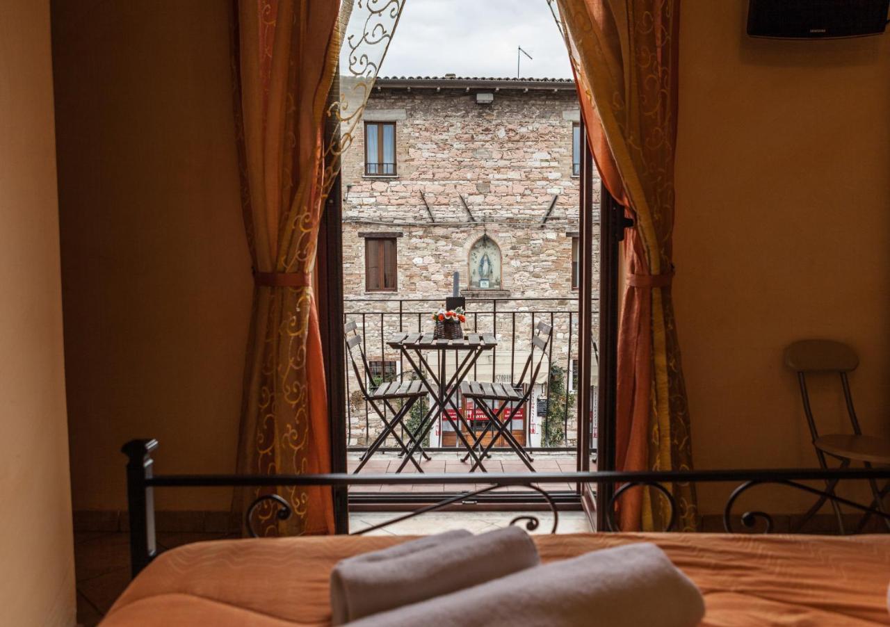 Camere La Basilica Assisi Kültér fotó
